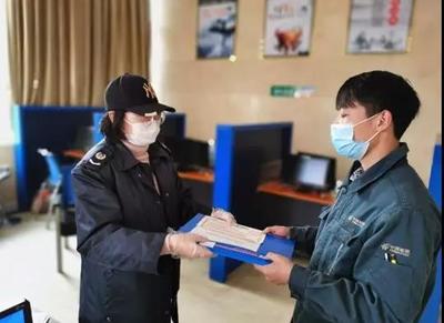 税邮同心克时艰，增值服务助复工——邮政与税务部门携手迎接疫情大考，为企业注入新活力